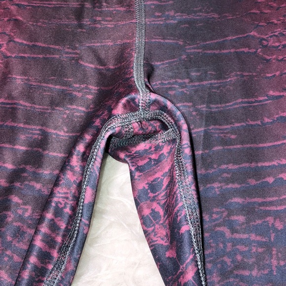 Evolution and Creation Women’s Active Capri M - Picture 5 of 10